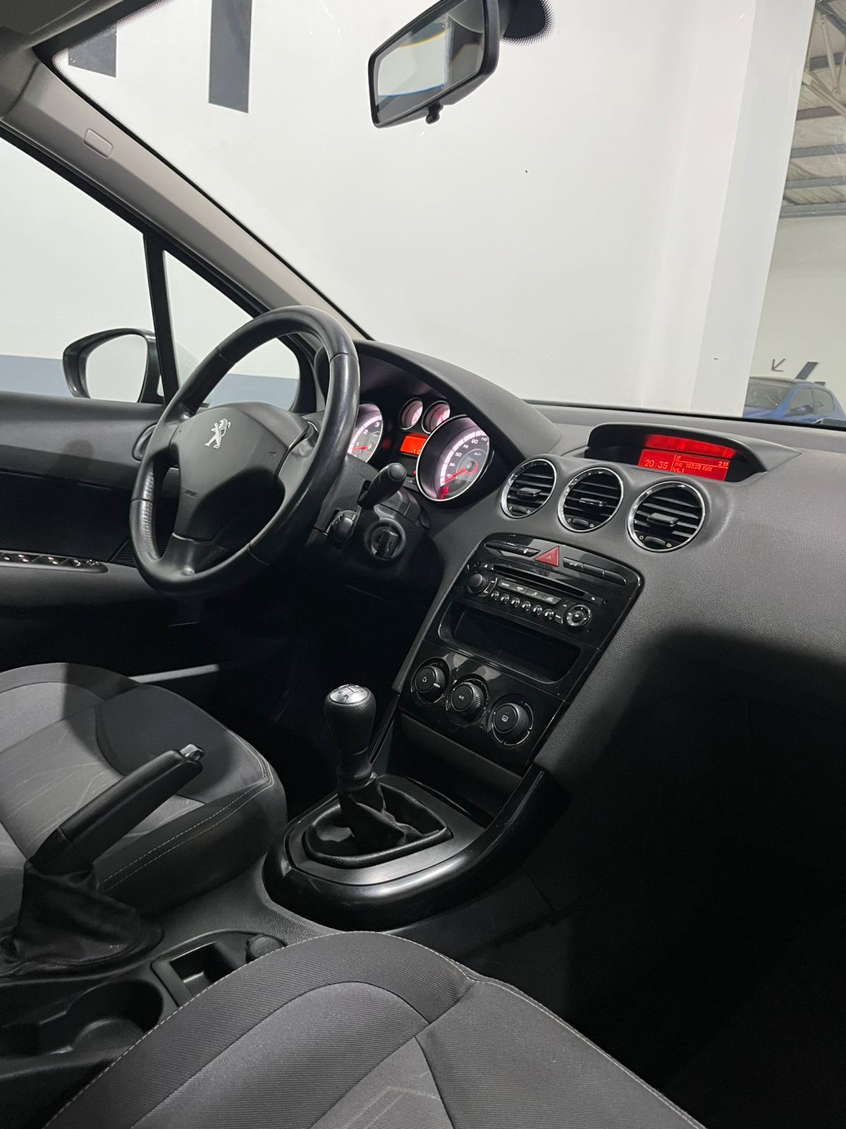 308 ACTIVE 1.6