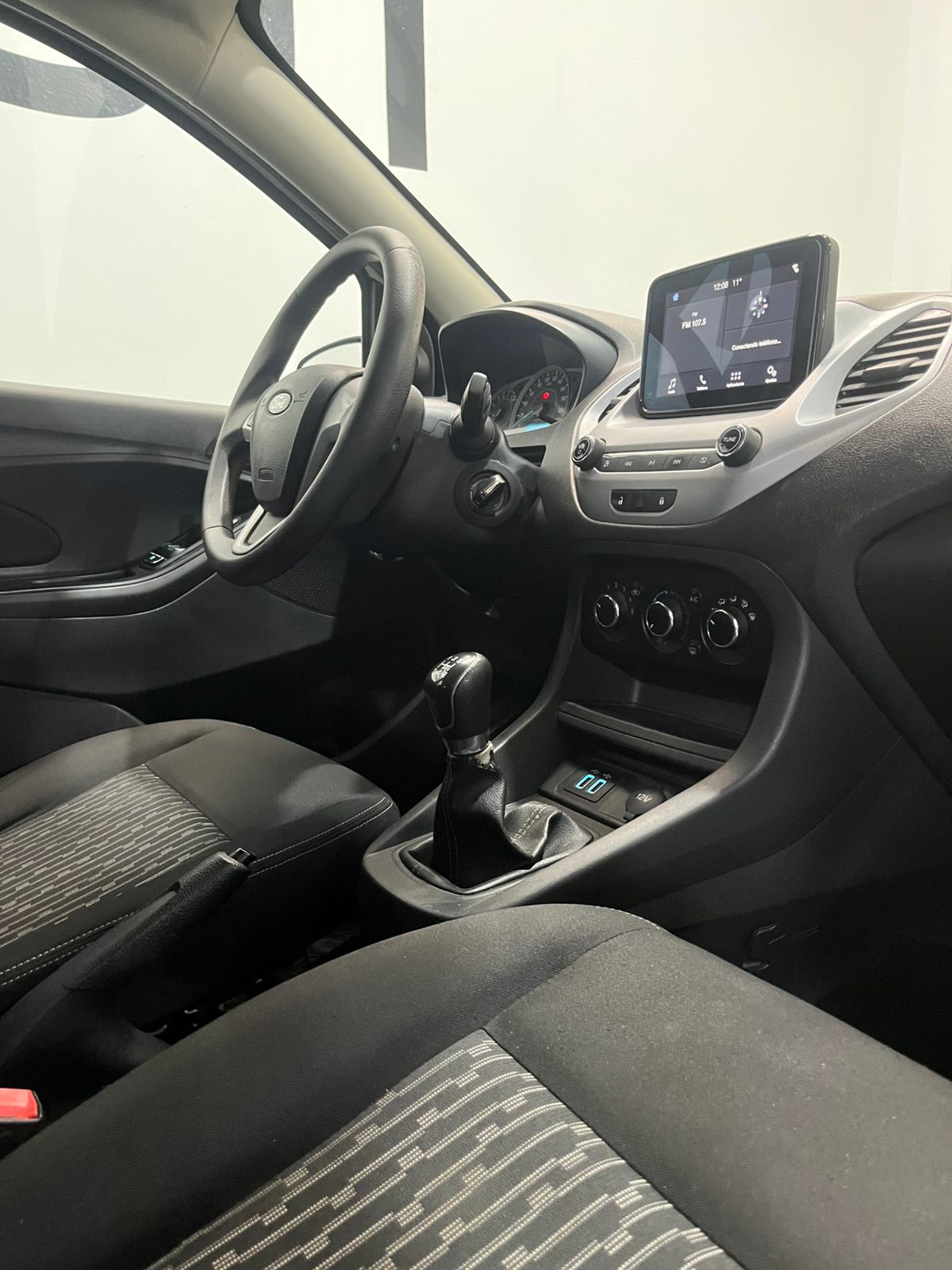 KA SEDAN SE (VENDIDO)