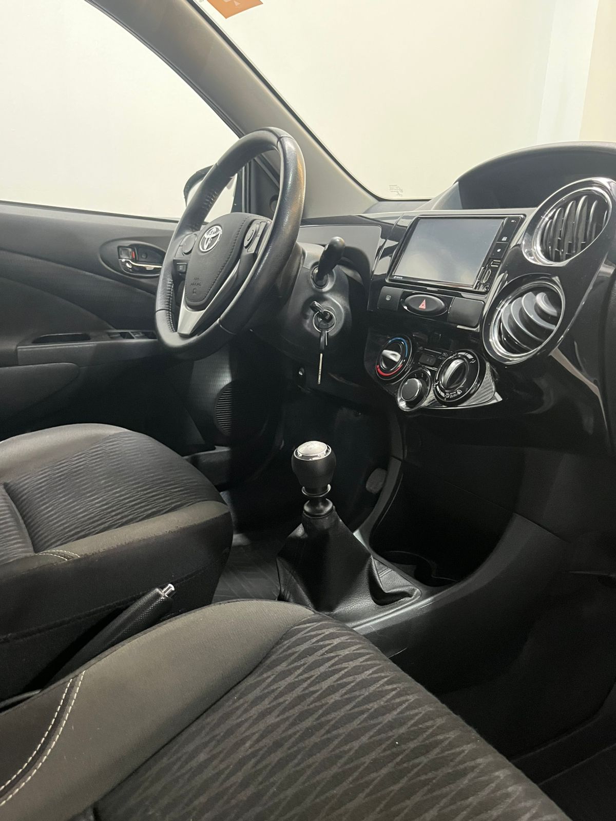 ETIOS XLS 1.5 6M/T (VENDIDO)