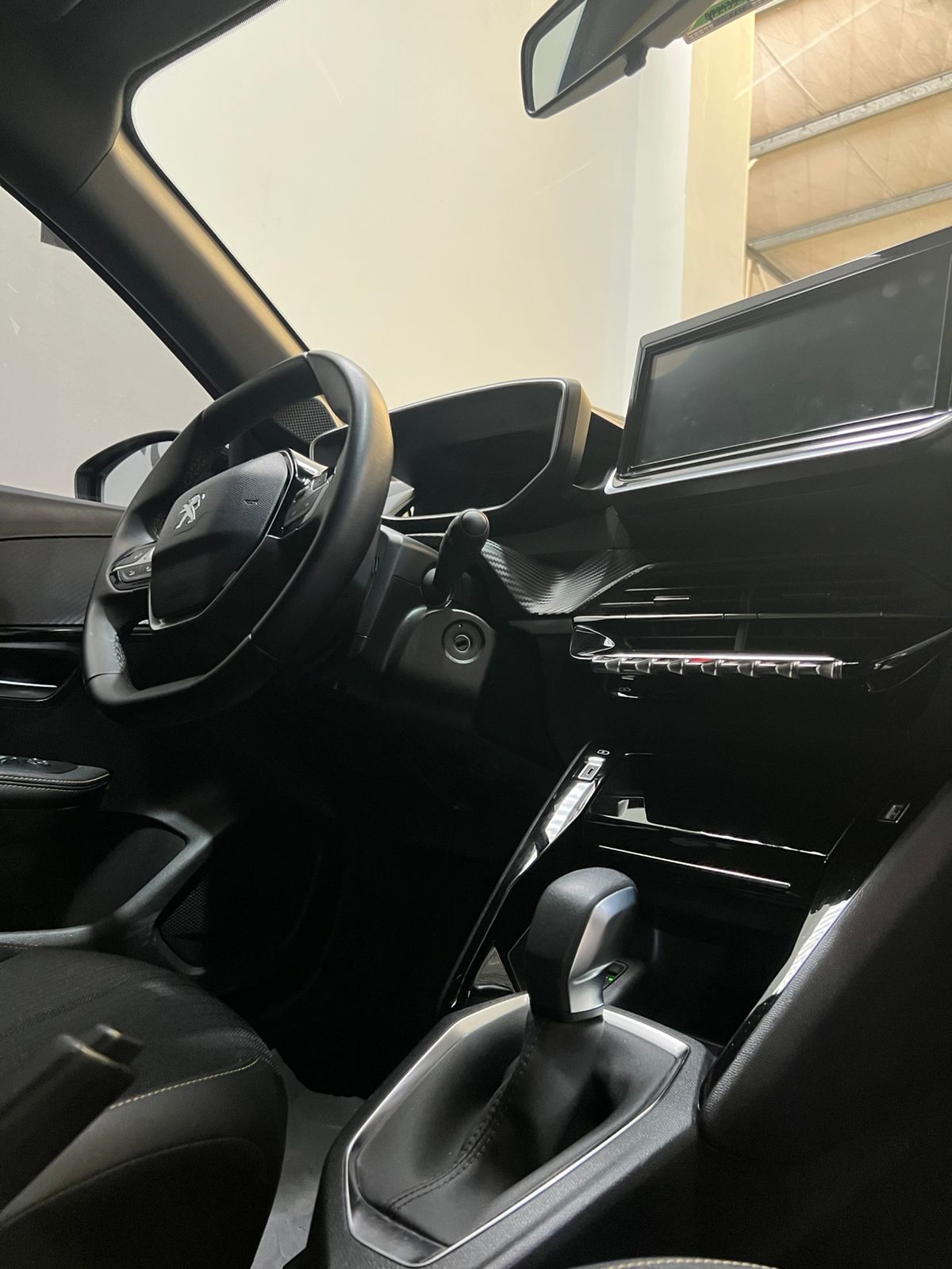 208 ROADTRIP AM24 (VENDIDO)