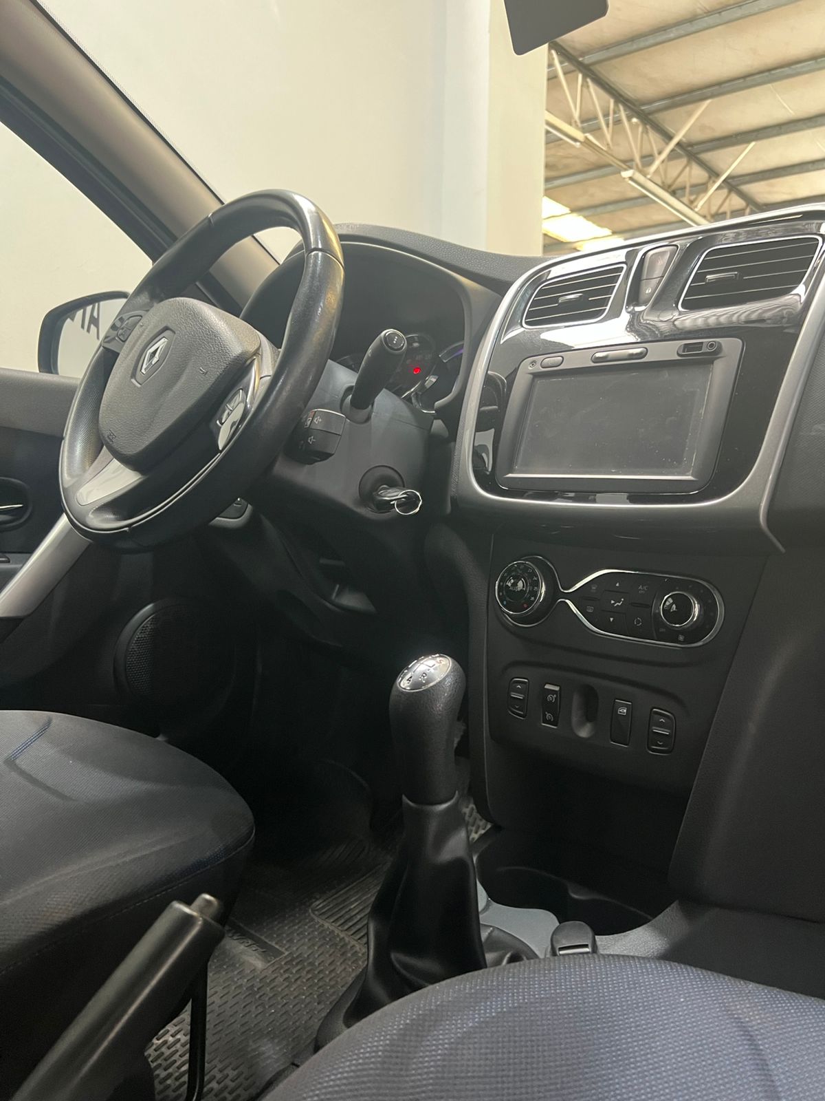 NUEVO SANDERO PRIVILEGE