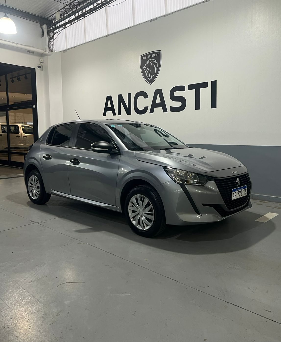 208 NEW LIKE 1.2L AM23.5 (VENDIDO)