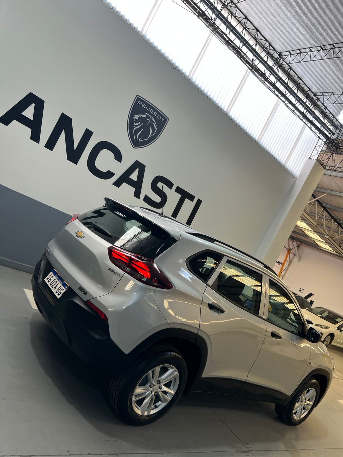 TRACKER 1.2T AT (VENDIDO)