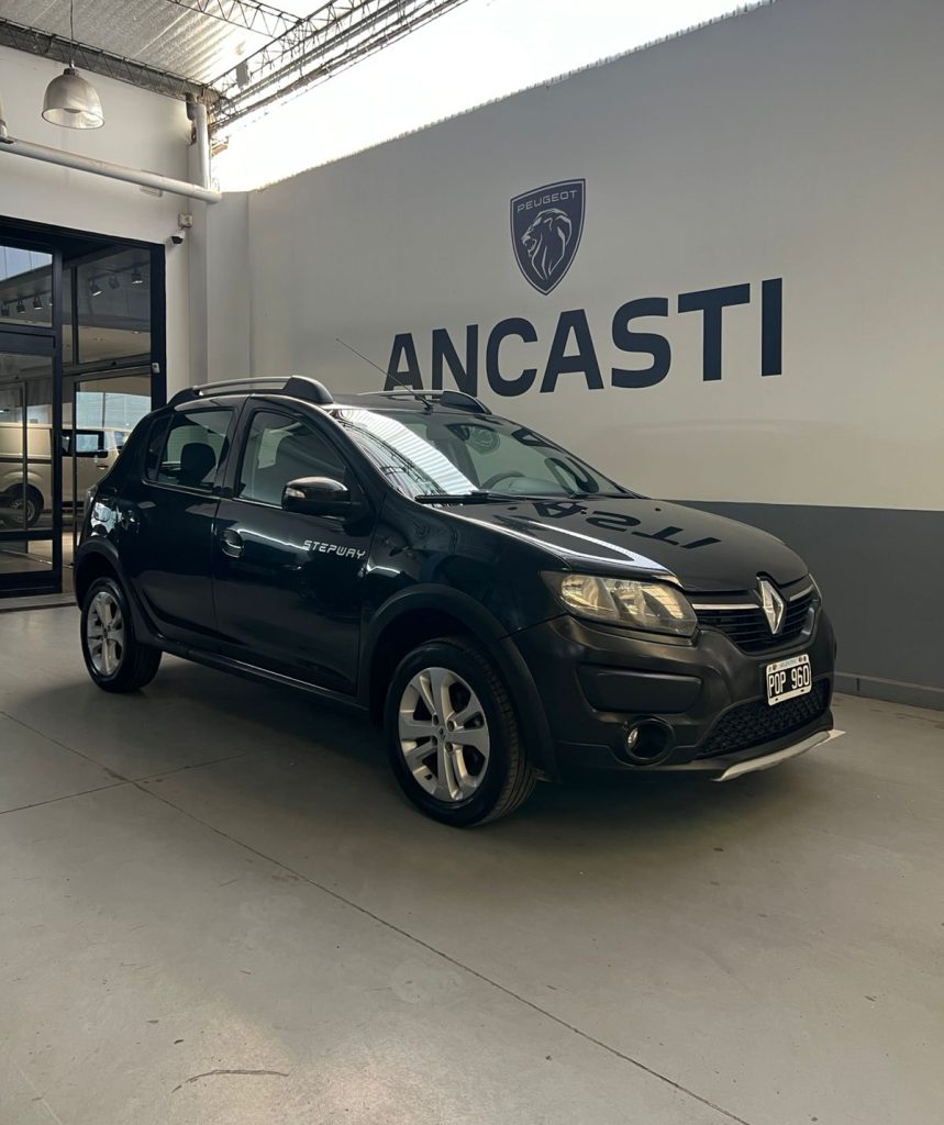 NUEVO SANDERO STEPWAY PRIVILEGE - Imagen 1