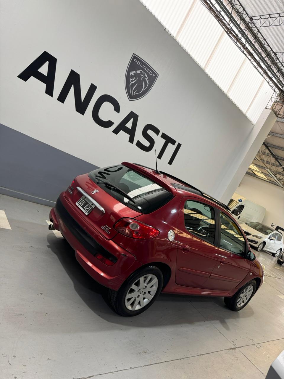 207 COMPACT XT 1.6 5P