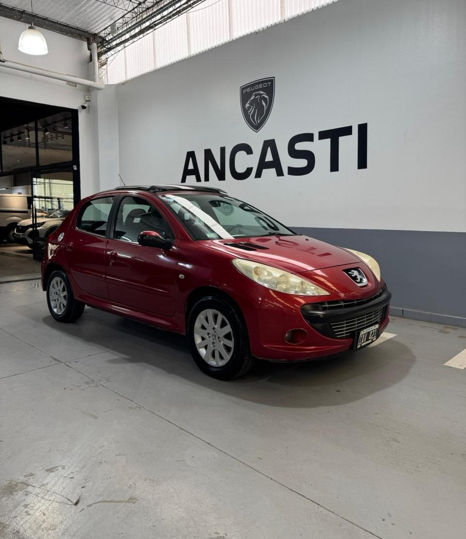 207 COMPACT XT 1.6 5P