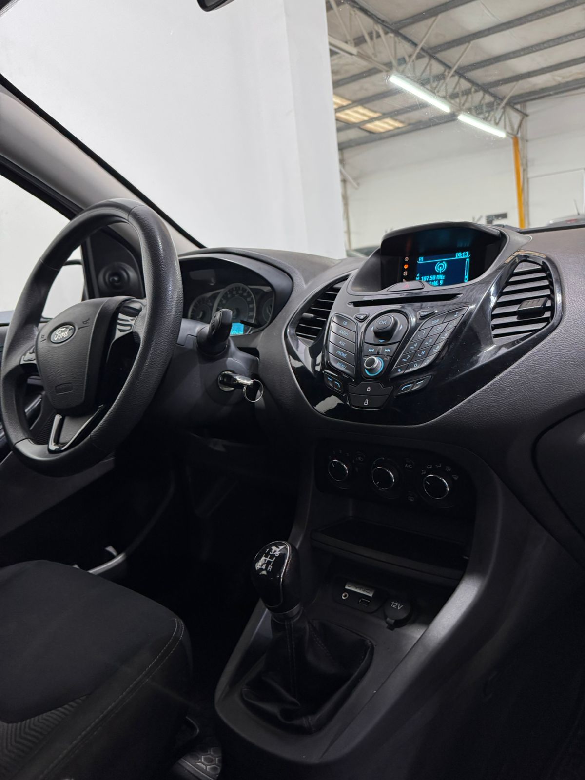 KA SEDAN SEL