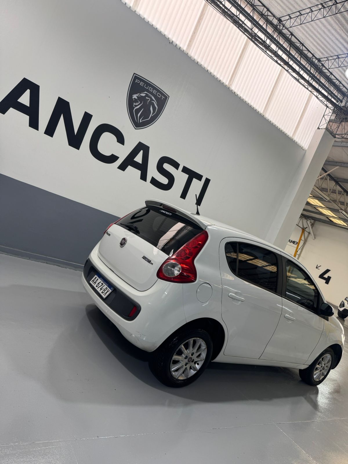 PALIO ATTRACTIVE 5P 1.4 8V (VENDIDO)