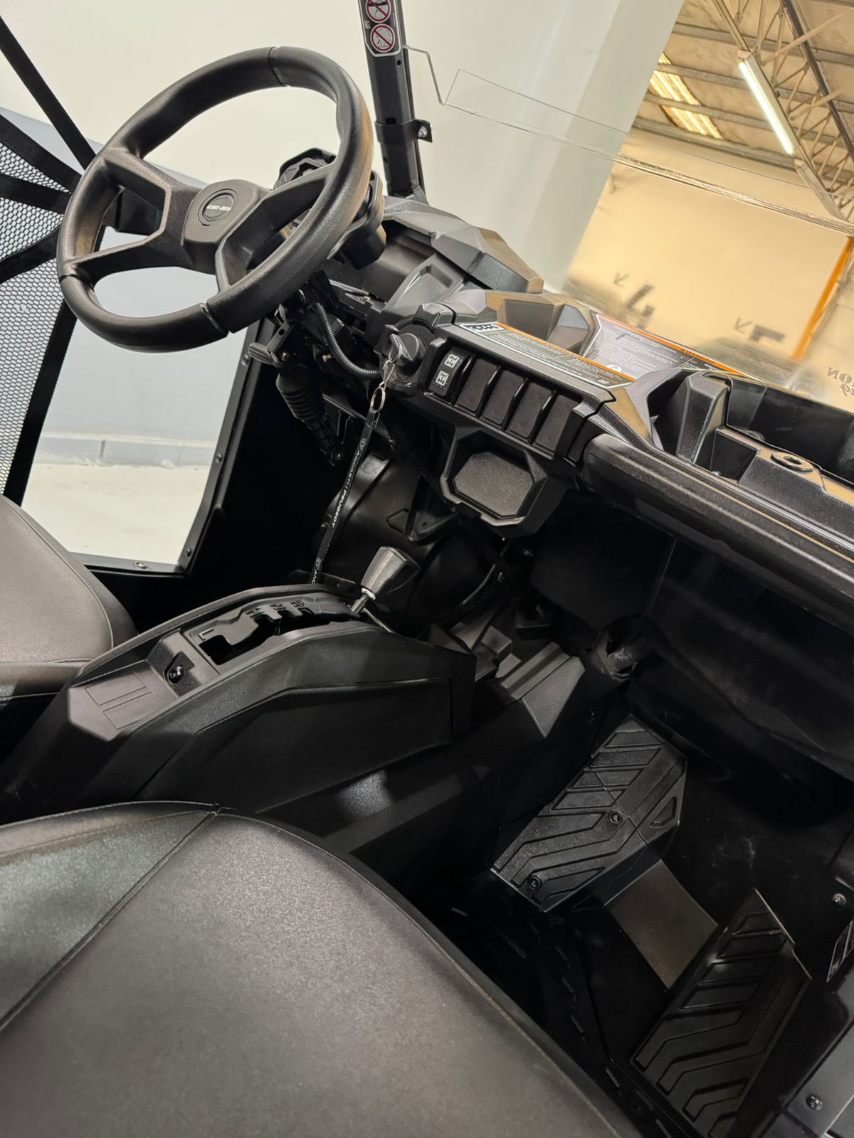 CAN-AM MAVERICK TRAIL UTV