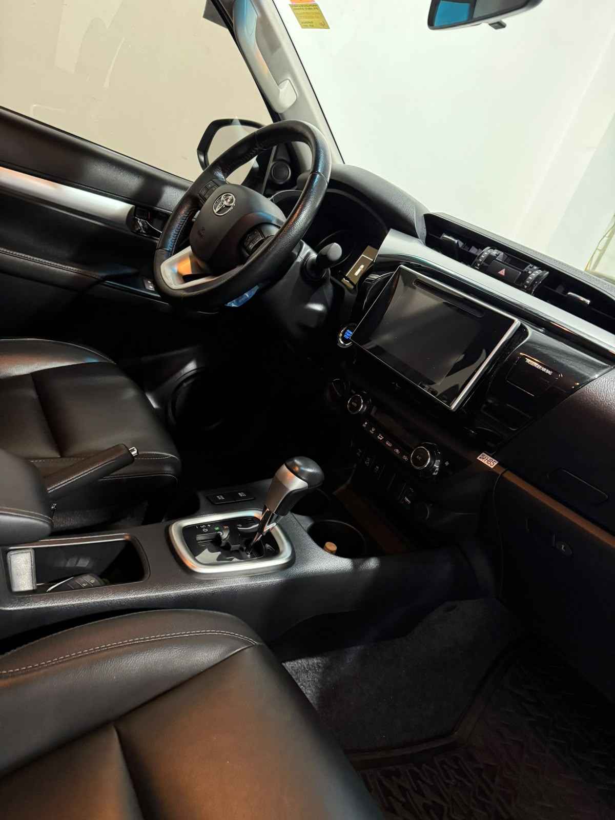 HILUX 4X4 DC SRX 2.8 TDI 6 AT (VENDIDO)