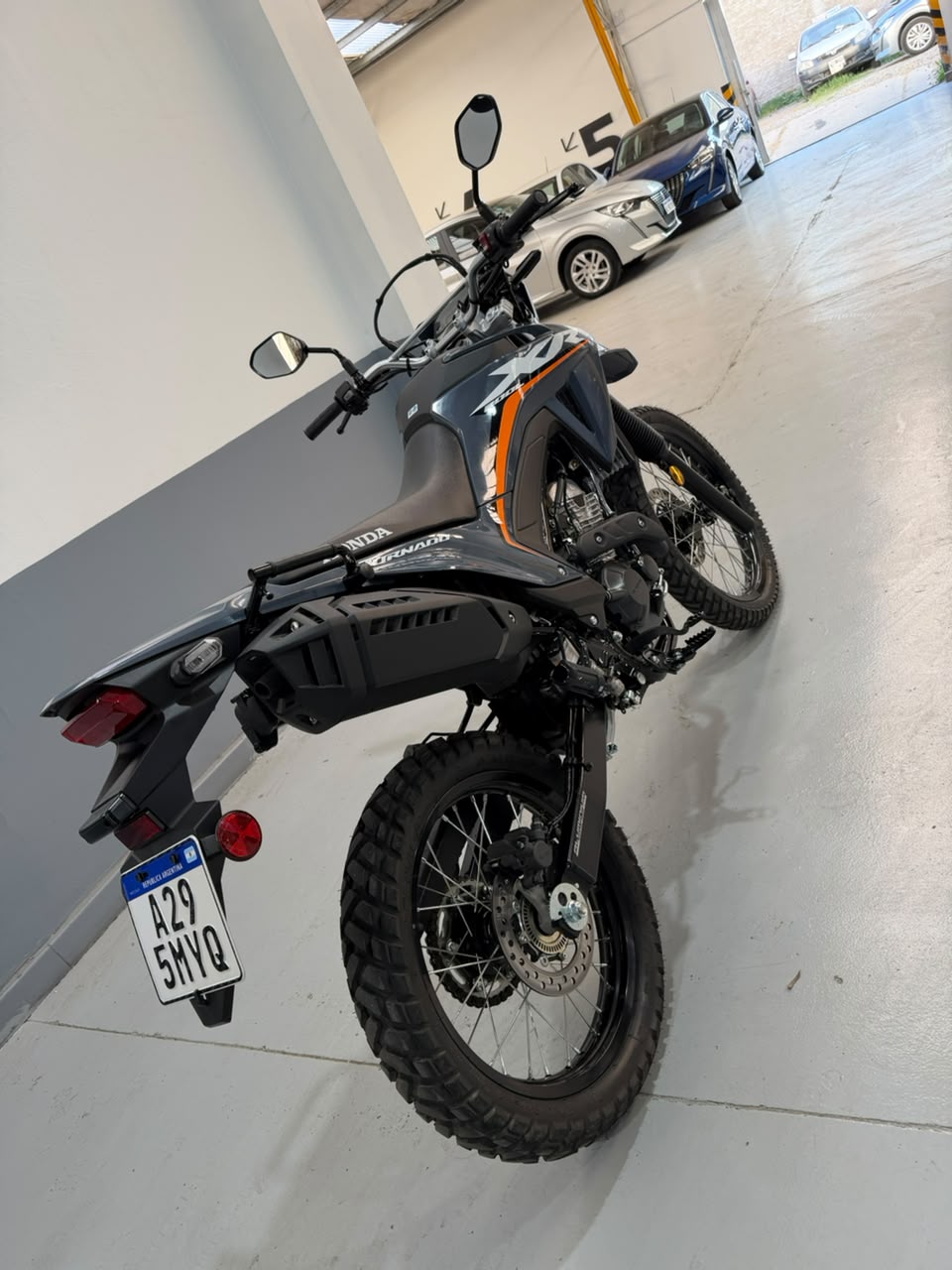 XR300L TORNADO
